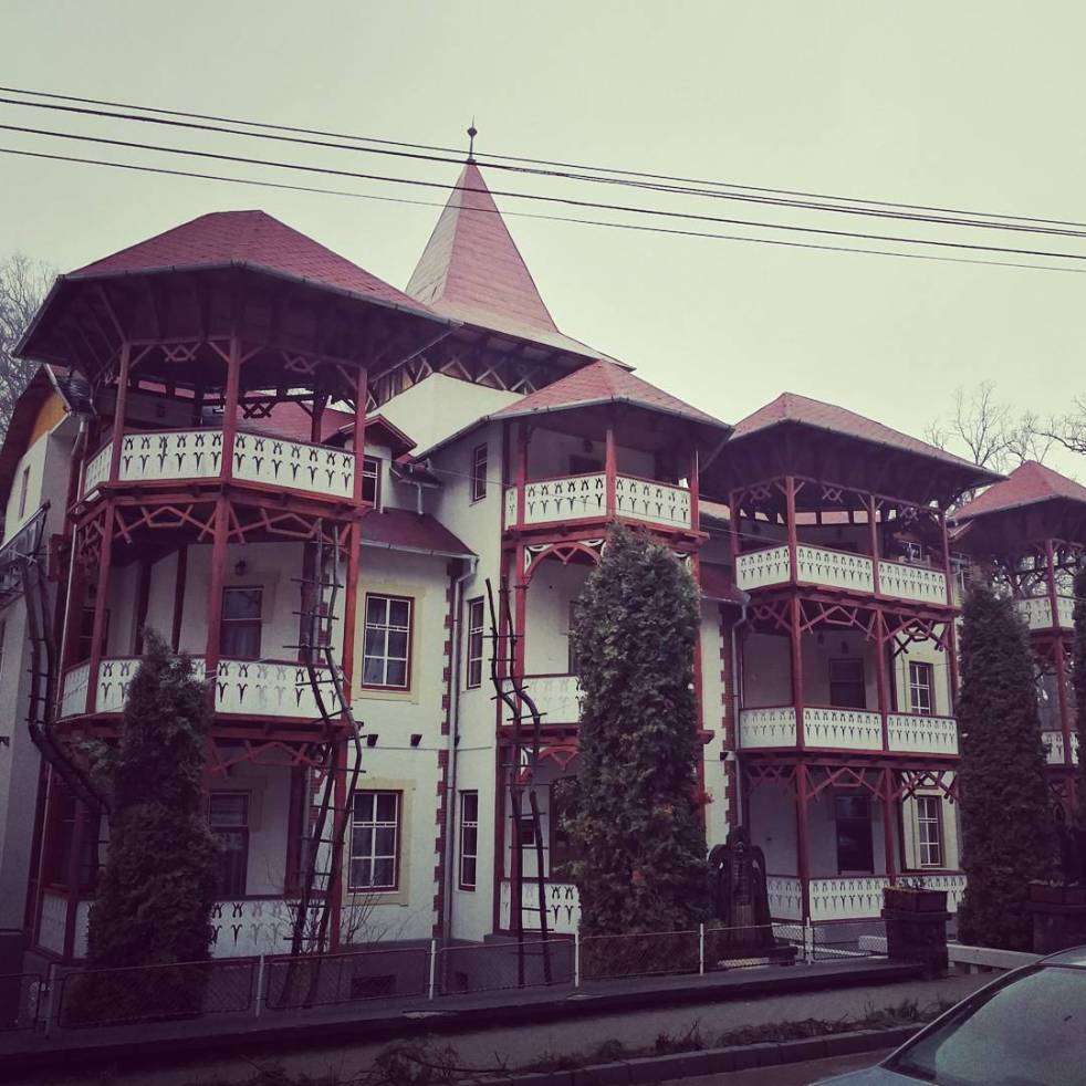 25037942_1572411529516167_2579837003298242560_n