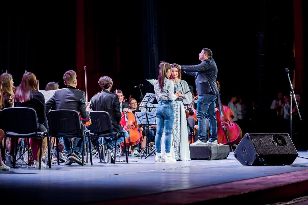 48416780_2141444805878744_7017007595567185920_o