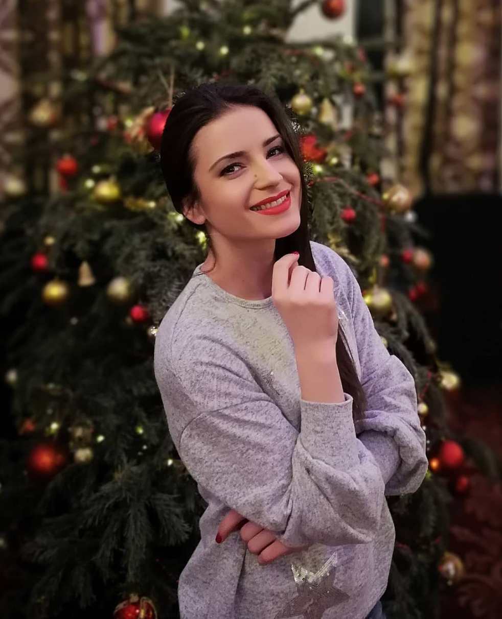 49547407_1989986724419042_4414634185902260224_o