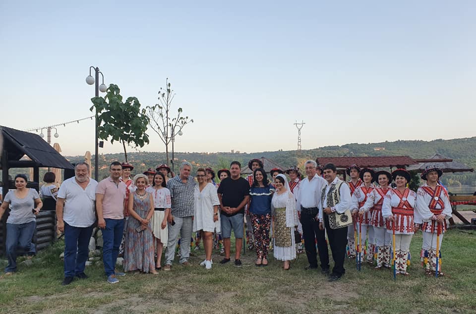 65702041_2259815707388790_4851390823276740608_n